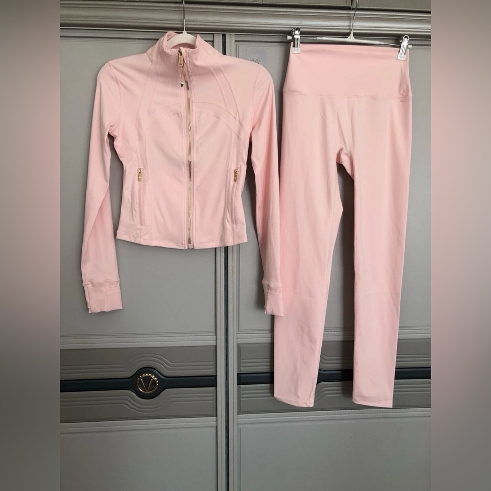 Lululemon Strawberry Pink define jacket and leggings set size 6 25 length NWT